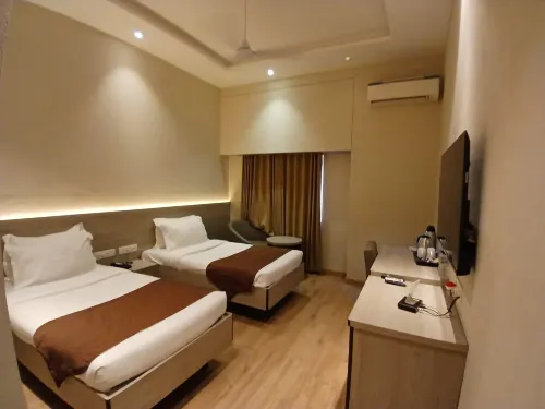 The Shiv Nautica Hotel - 2 stjerner