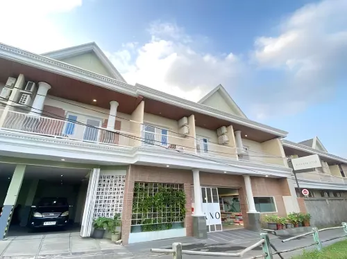 Americano Hotel Syariah Yogyakarta - 3-Star