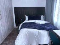 Apartment 2 - Charming Private Apartment in Roodepoort with Garden & Pool - 2つ星