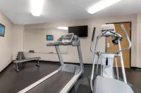 AmericInn by Wyndham Sauk Centre - Gym