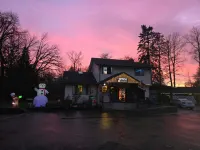 Monroe Motel Near Seattle Everett WA - 2-Star