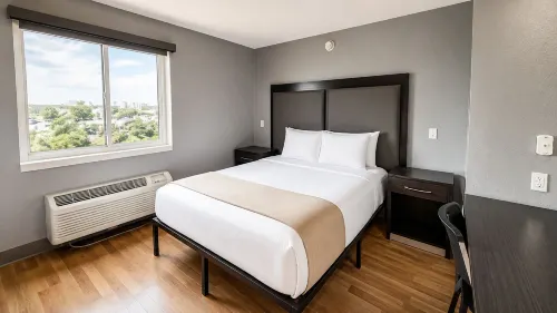 Welcome Suites Hazelwood - 2-Star