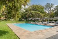 Holiday Inn LUSAKA by IHG - piscina