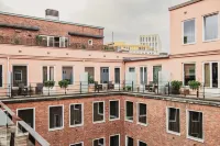 Home Hotel Folketeateret - 4-Star