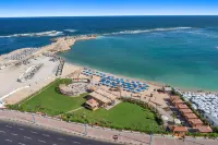 Hilton Alexandria Corniche - Beach