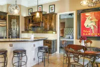 Bakersfield Guest Suite, 11 Mi to Dtwn! - 4-Star