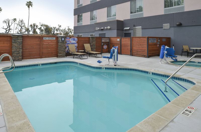 Fairfield Inn & Suites Santa Cruz photo 3