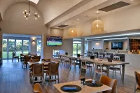 Town Lodge George - breakfast