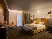 The George, by Valencia Hotel Collection Hotels near Bonfire Memorial
