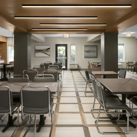 DoubleTree by Hilton Salem