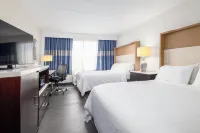 Holiday Inn Weirton - Steubenville Area by IHG - parking