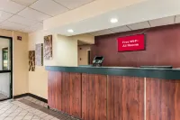 Red Roof Inn Texarkana - Lemmikkieläimet sallittu