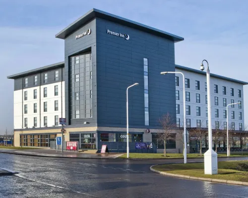 Premier Inn Edinburgh Park (Airport) Hotels near كورستورفاين