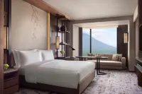 Higashiyama Niseko Village, a Ritz-Carlton Reserve - Parkplatz