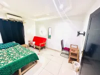 beautiful  room with private toilet - ACI 2000 - 2 stelle