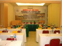 Dragon Inn Kendari - Bintang 3