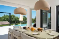 Villa Loparia - Pools