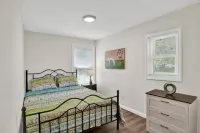 Michigan In Mobile - Bungalow