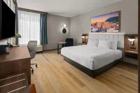 La Quinta Inn & Suites By Wyndham Roanoke Hollins/I-81 - Wi-Fi