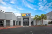 Days Inn by Wyndham Mobile I-65 Hotels near Faulkner University