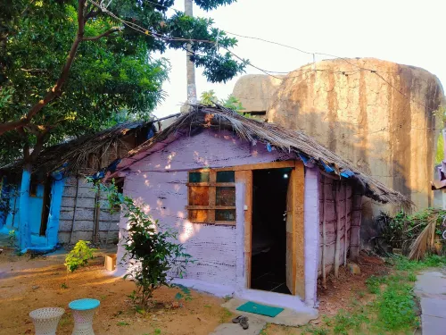 Golden Garden Hampi Hotels in Kamalapur