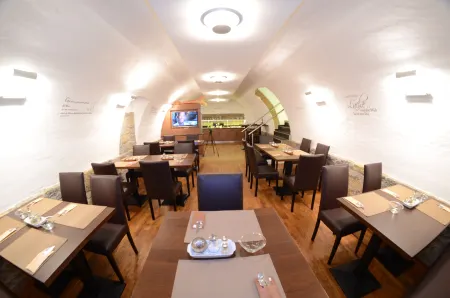 Hotel Enztal Отели в г. Тамм