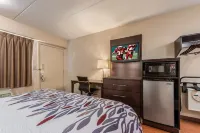 Red Roof Inn Merrillville Hotels in Crown Point