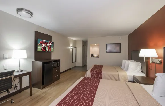 波基普西紅頂Plus酒店