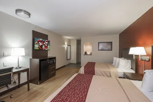 Red Roof PLUS+ Poughkeepsie Hotels in Poughkeepsie