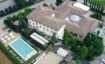 Hotel Ristorante la Lanterna - Housity