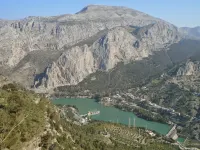 Rural Apartments Overlooking the Lake. Hotels in Guadalteba