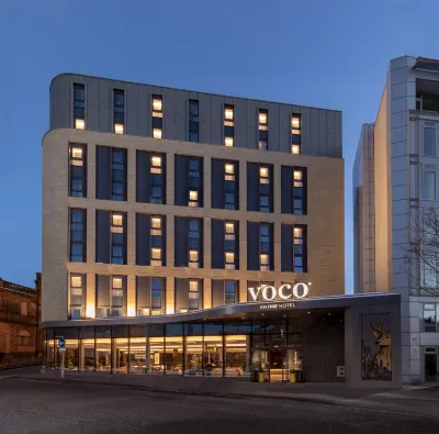 voco EDINBURGH - HAYMARKET by IHG Hotel berhampiran Dovecot Cafe by Leo's