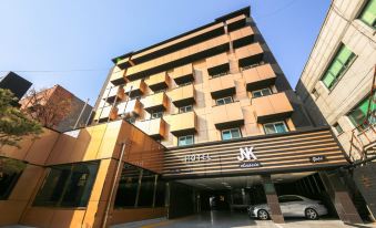 Gunsan the Bridge Hotel - Housity