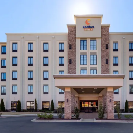 Comfort Suites Greenville South Отели в г. Андерсон