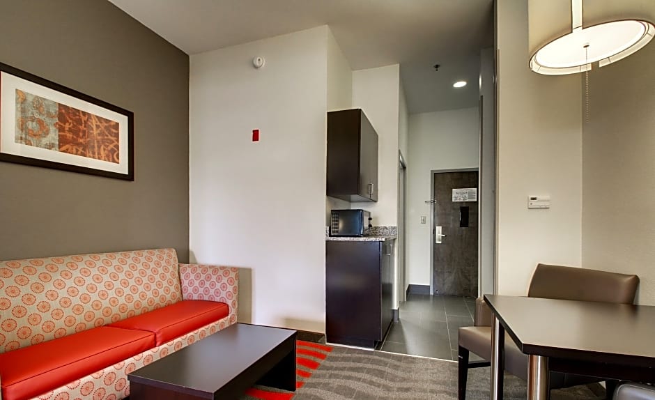 Holiday Inn Express Hotel & Suites Meridian, an Ihg Hotel