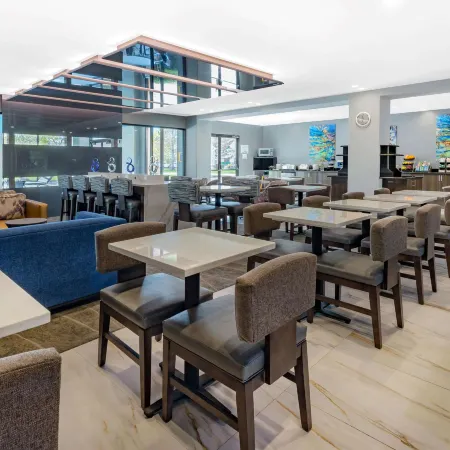 Wingate by Wyndham Tinley Park