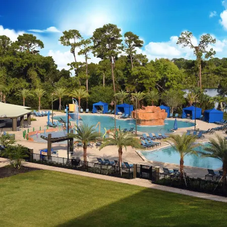 Wyndham Lake Buena Vista Resort Disney Springs® Resort Area Отели рядом с достопримечательностью «Grand Cypress Golf Club»