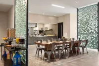 Hilton Garden Inn Boulder - 3-Star