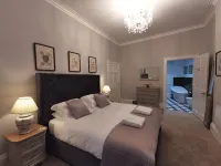 Fisherman's Catch - 2 Bedroom Apartment - Tenby - جاكوزي