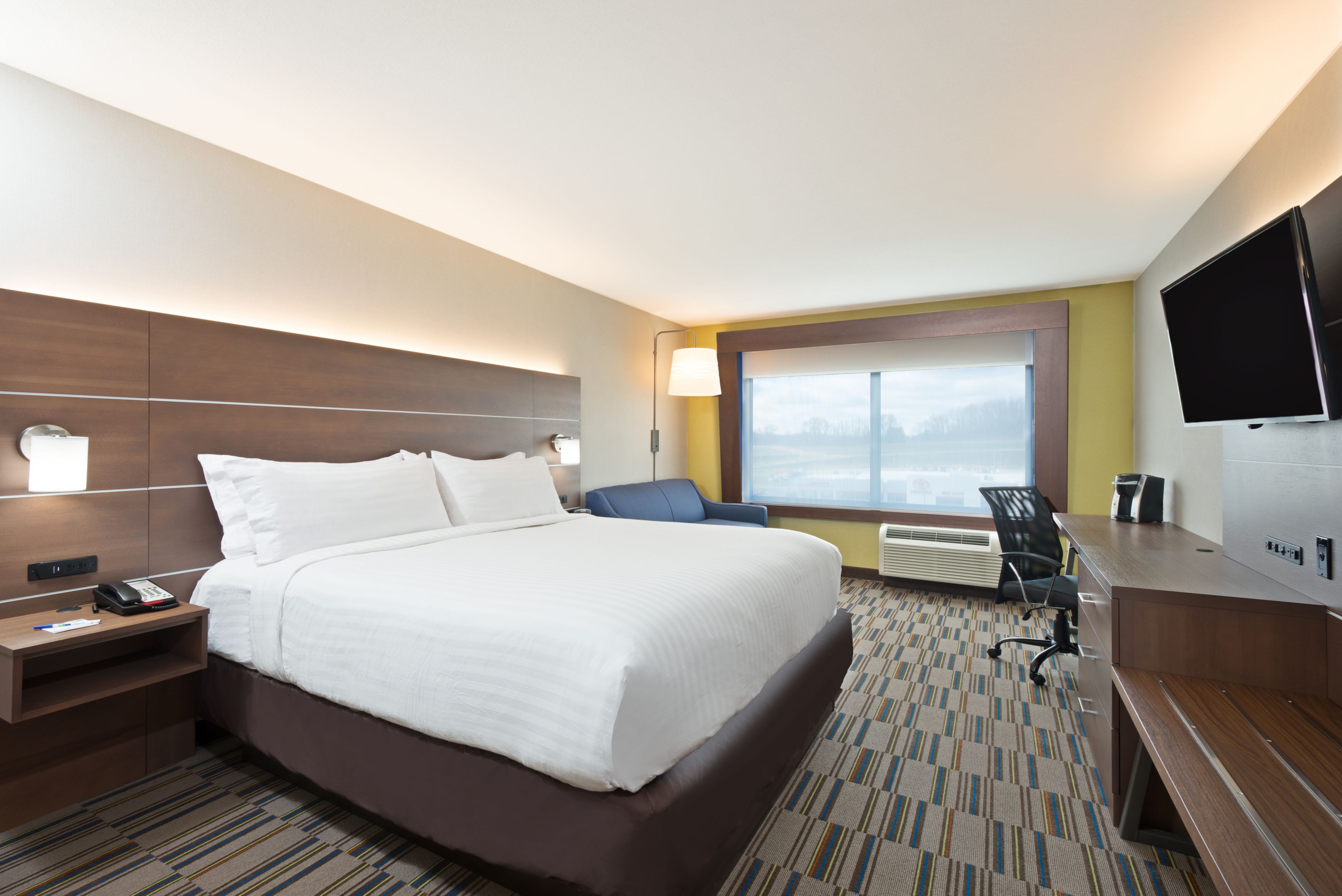 Holiday Inn Express & Suites Uniontown, an Ihg Hotel