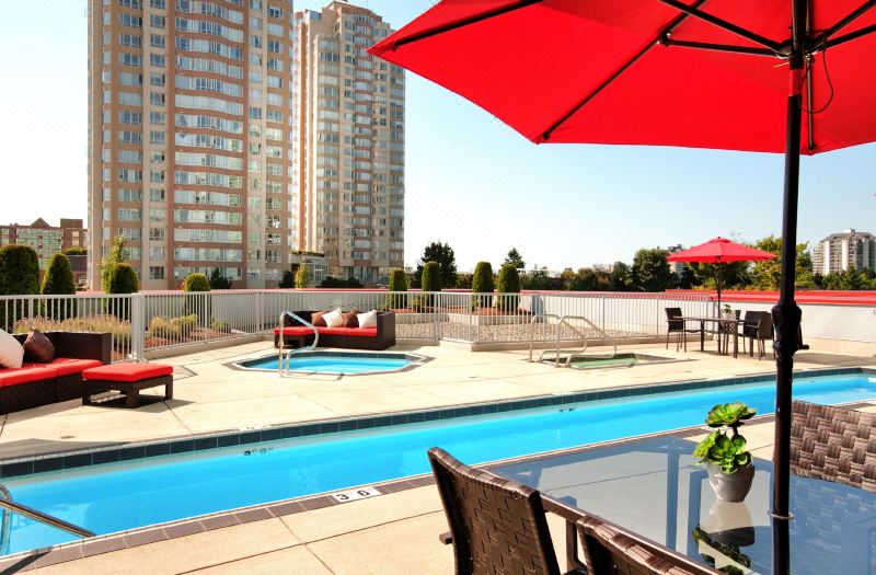 Hilton Vancouver Metrotown photo 2