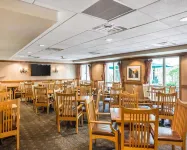 Econo Lodge Pigeon Forge Riverside - breakfast