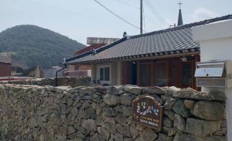 Namhae Doldam Pension