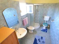 Apartments Bucic Hotels near Seline AUTOCAMP Pisak