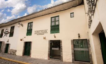 Cusco Plaza Nazarenas