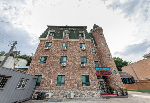 보은 런던 객실