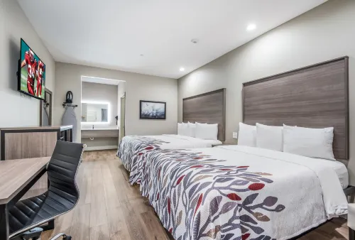 Red Roof Inn & Suites Mobile SW - I-10 Các khách sạn ở Tillmans Corner