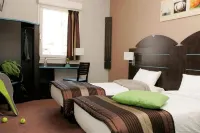 Hôtel Akena City Caudry Hotel a Romeries