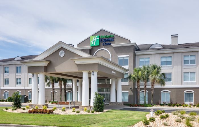 Holiday Inn Express & Suites DUBLIN by IHG