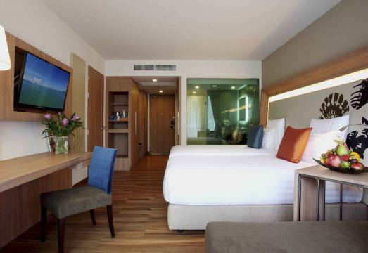 Hotel Novotel Phuket Kamala Beach Hotel Overview